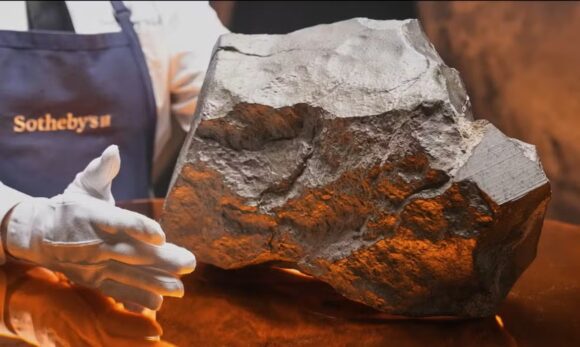 Maior meteorito de Marte já encontrado na Terra vai a leilão por US$ 4 milhões