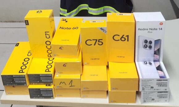 Fiscais apreendem celulares e perfis plásticos transportados irregularmente no sudeste do Pará