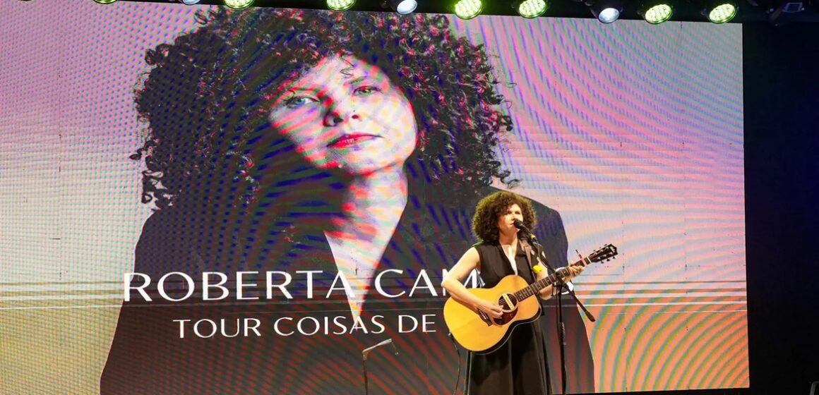 20250819215102-GF00024540-F00432771 Show de Roberta Campos emociona público na Feira Pan-Amazônica do Livro