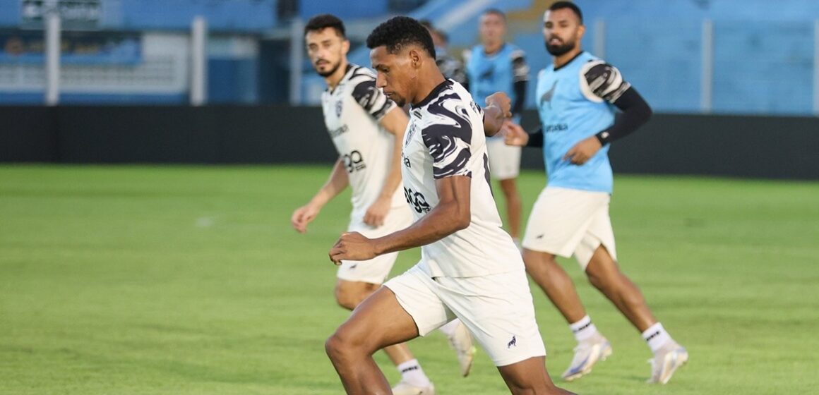 Paysandu encara Vila Nova nesta segunda em jogo crucial para fugir do Z-4 da Série B