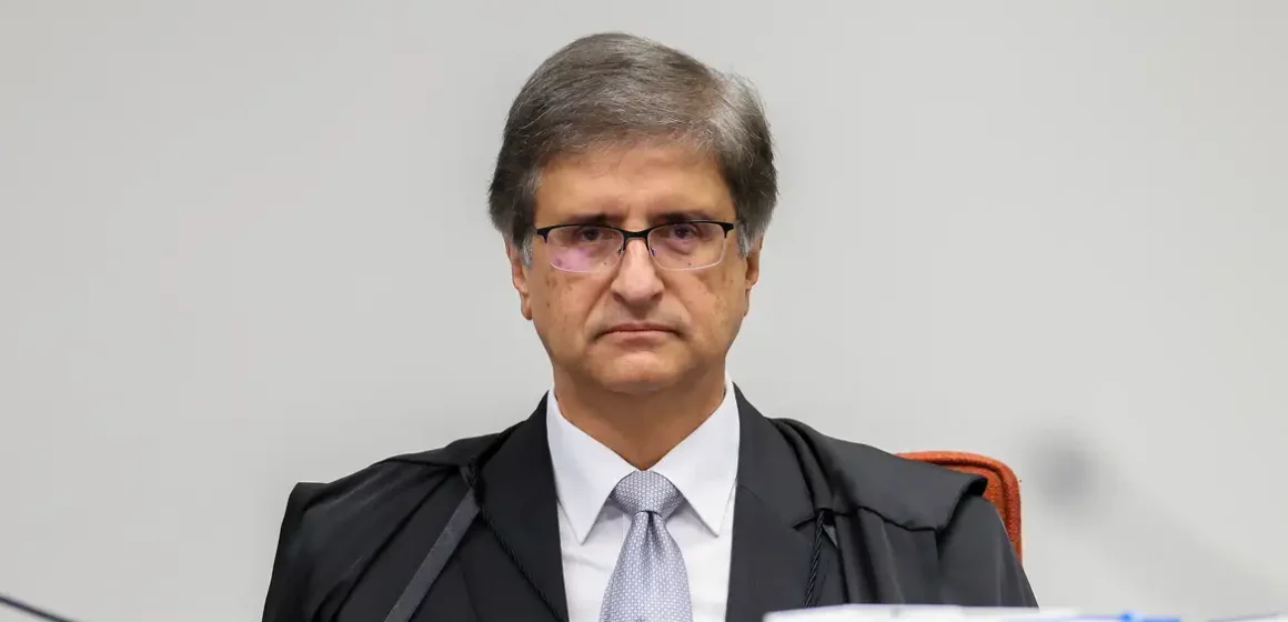 Lula reconduz Paulo Gonet como procurador-geral da República antecipando mandato