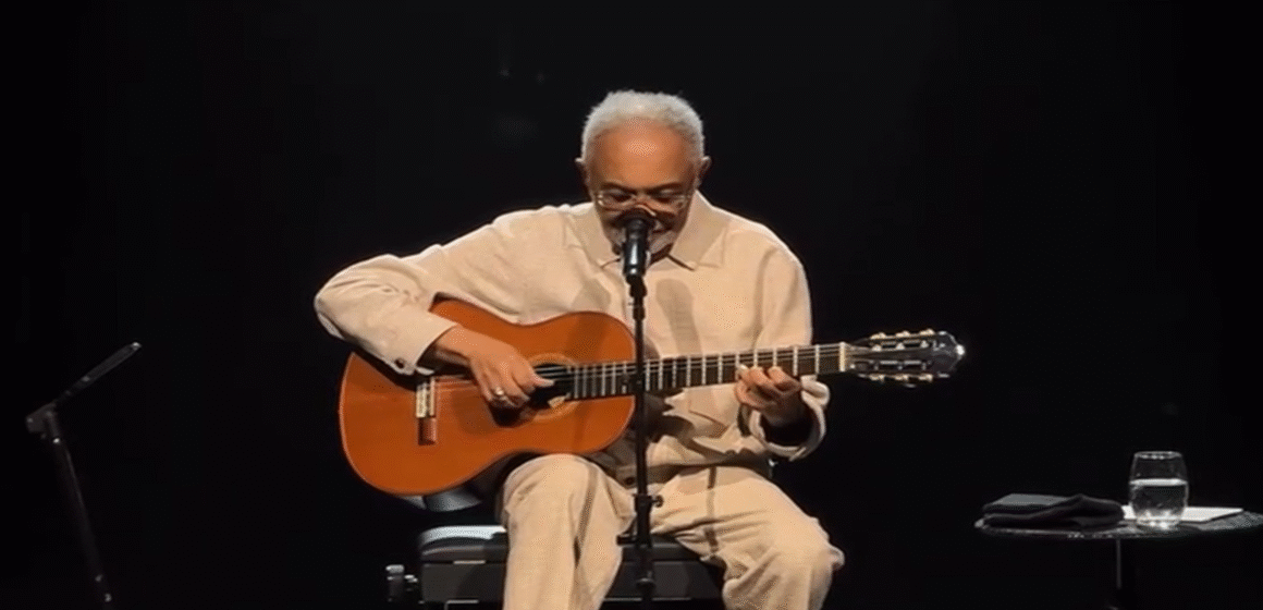 Gilberto Gil homenageia Preta em primeiro show após morte da filha