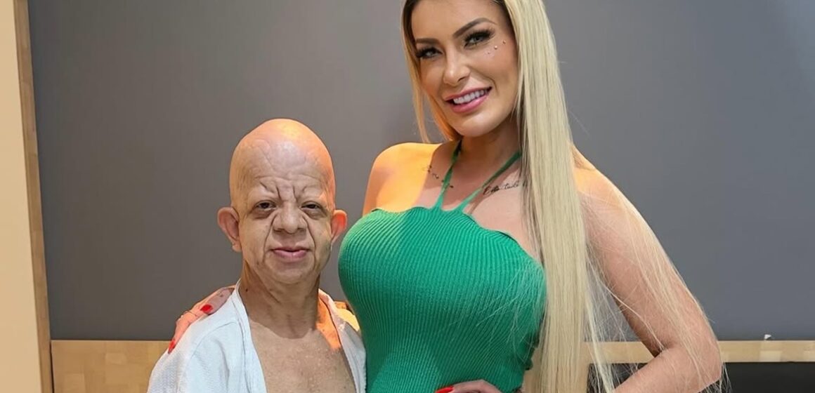 Andressa Urach grava conteúdo com Bruno Diferente