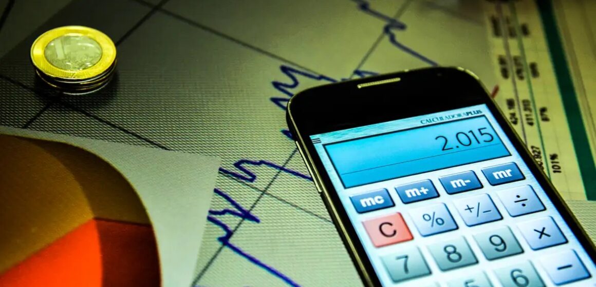 Mercado financeiro reduz projeção da inflação para 5,07% em 2025, mas índice ainda supera meta do BC