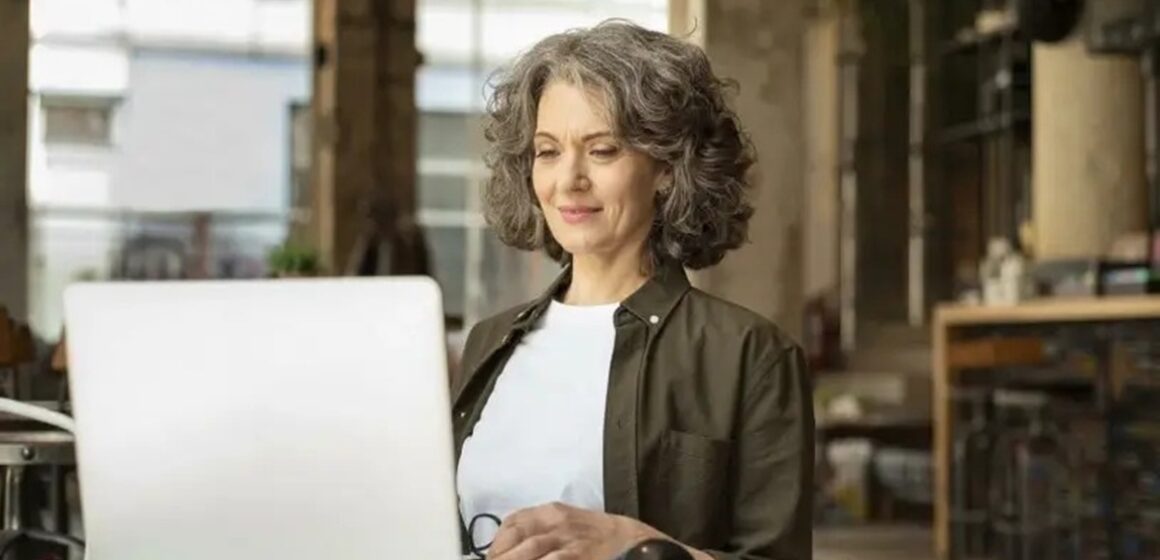 Participação feminina em startups brasileiras cresce 250% em um ano, aponta relatório do Sebrae