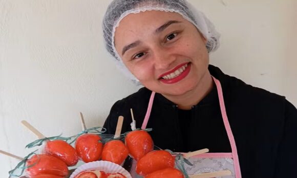 Confeiteira mineira busca reconhecimento como criadora do ‘morango do amor’ que viralizou no país