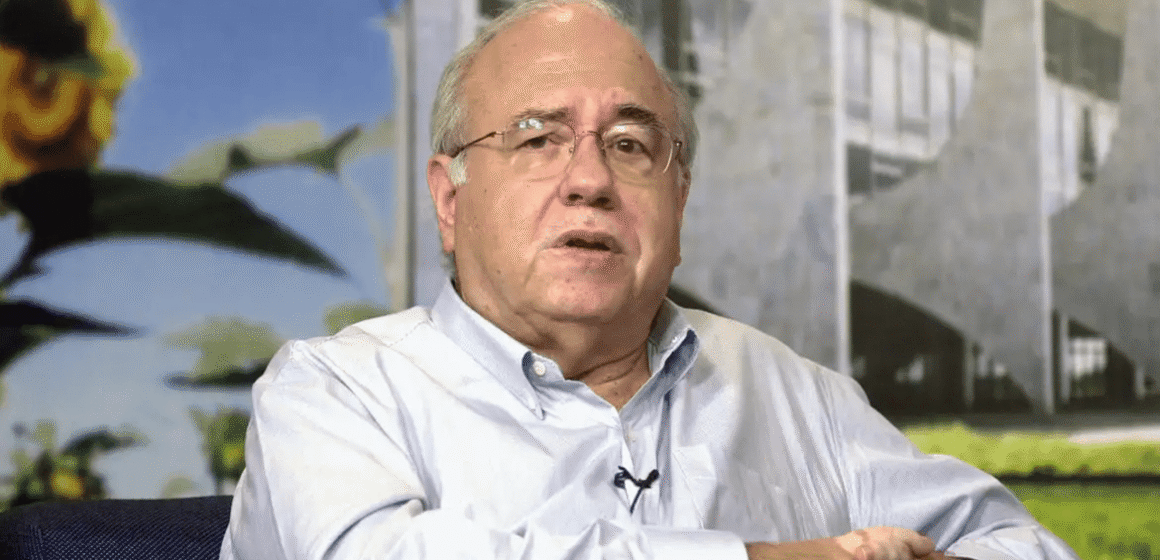 luis_fernando_verissimo (1) Luis Fernando Verissimo permanece em estado grave na UTI com pneumonia, diz hospital