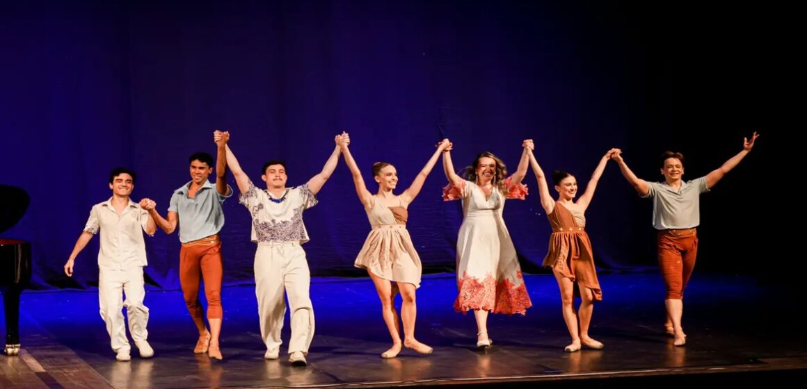Espetáculo celebra 120 anos do maestro Waldemar Henrique com lotação no Theatro da Paz