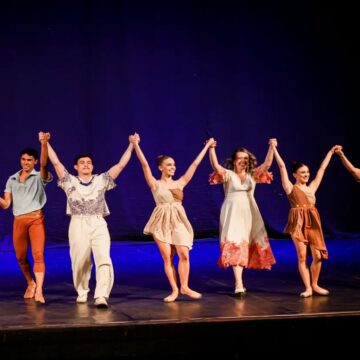 Espetáculo celebra 120 anos do maestro Waldemar Henrique com lotação no Theatro da Paz