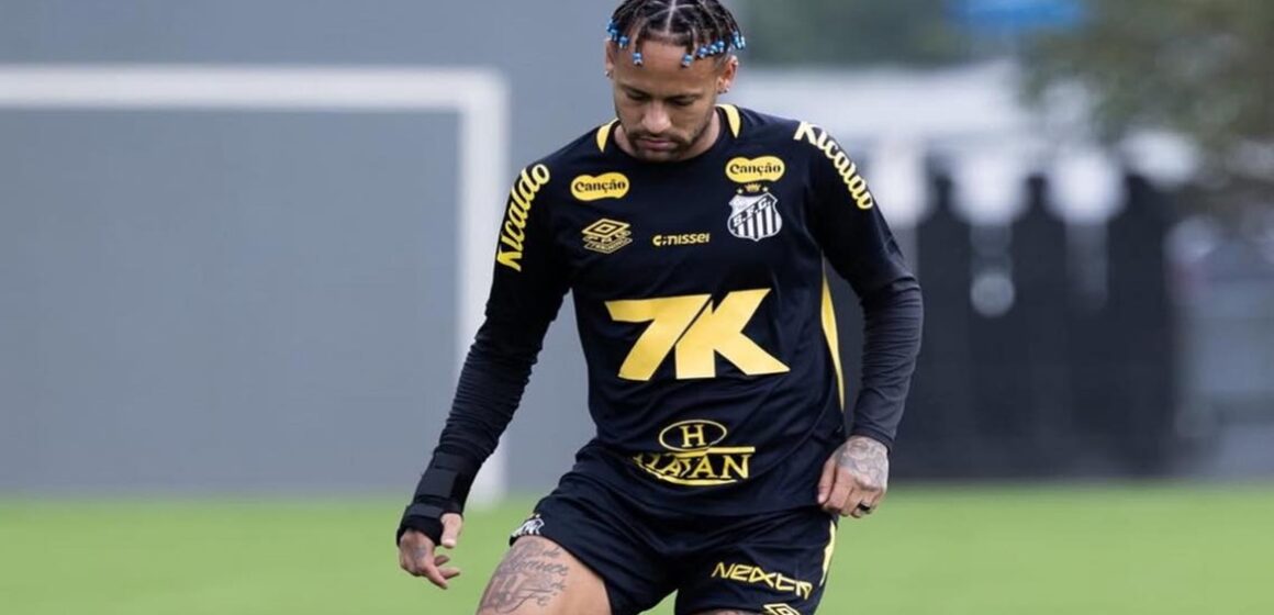 Ancelotti condiciona convocação de Neymar para Copa de 2026 a recuperação total do atacante
