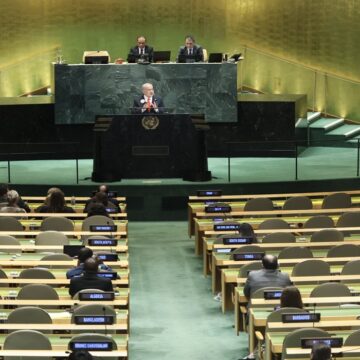 Netanyahu defende continuidade da guerra em Gaza em discurso na ONU boicotado por comitivas
