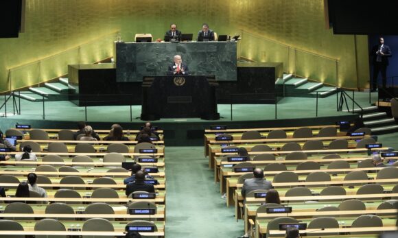 G1xqfu3XsAAvYwU Netanyahu defende continuidade da guerra em Gaza em discurso na ONU boicotado por comitivas