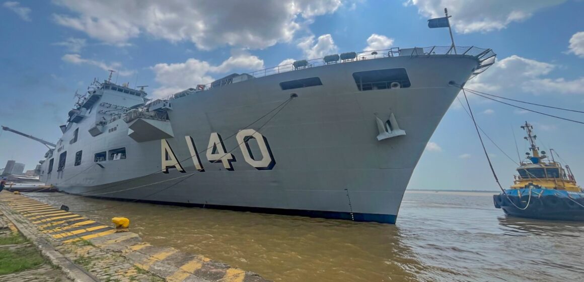 Maior navio de guerra da América Latina terá novas datas para visitação pública em Belém