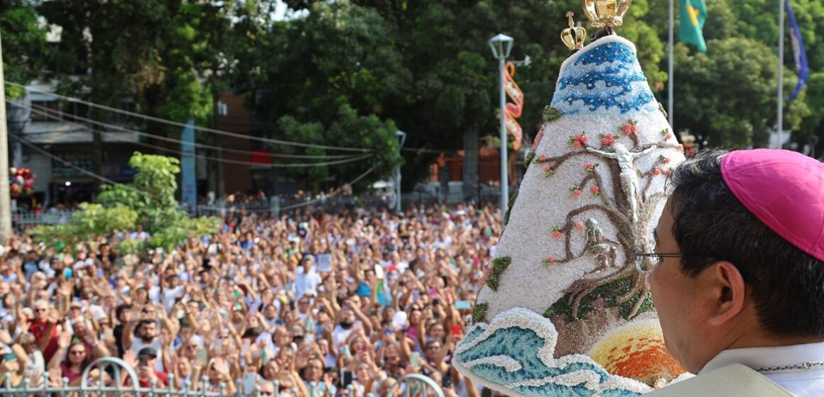 Quadra Nazarena 2025 chega ao fim com tradicional  procissão do Recírio