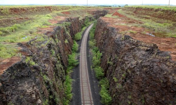 Governo define traçado final da Ferrovia Norte-Sul entre MA e PA