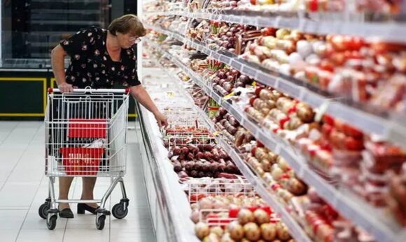 França é primeiro país a proibir supermercados de desperdiçarem alimentos