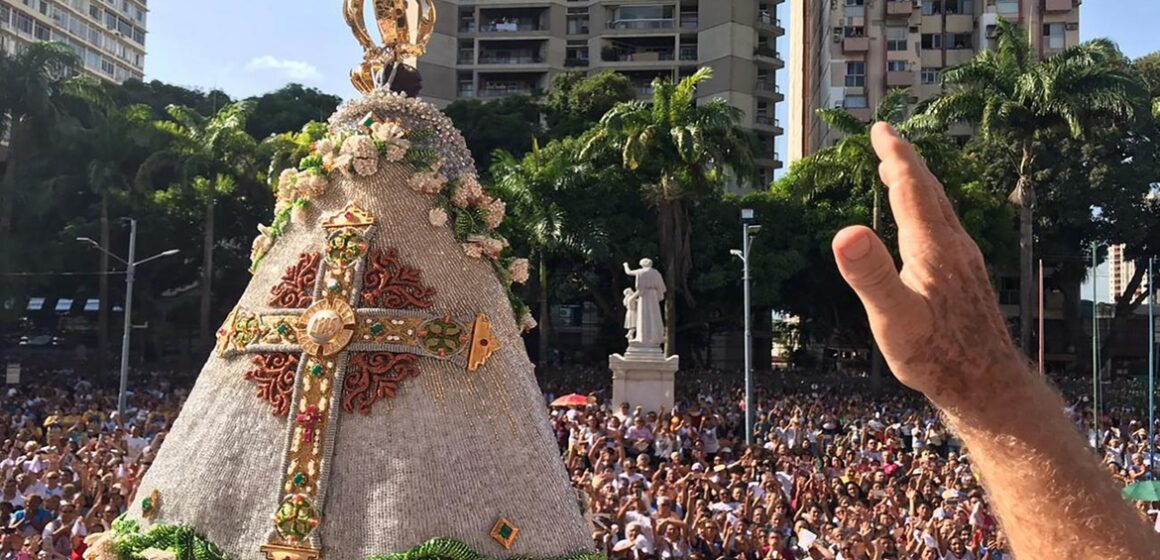 Recírio encerra festividades de Nossa Senhora de Nazaré em Belém