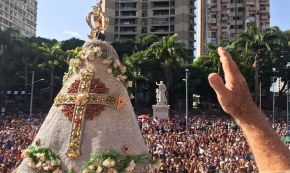 Recírio encerra festividades de Nossa Senhora de Nazaré em Belém