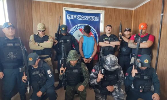 Base Fluvial prende homem por tentativa de homicídio durante abordagem no Rio Amazonas