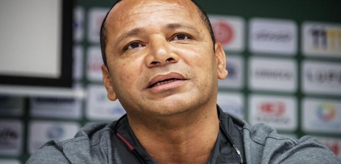 75080ae158ceb5503c909dbe6a25ac8e-gpLarge Empresa de Neymar Pai adquire marca Pelé por R$ 95 milhões, segundo portal