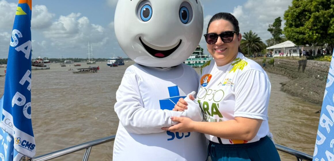 Dani Cruz participa da Barqueata, durante a COP-30