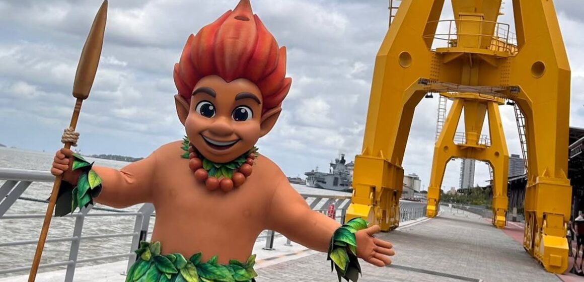 Mascote Curupira chega a Belém e se torna atração na preparação para a COP30