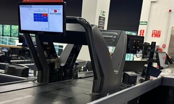 Supermercado em Campinas inaugura unidade com caixa inteligente de leitura automática