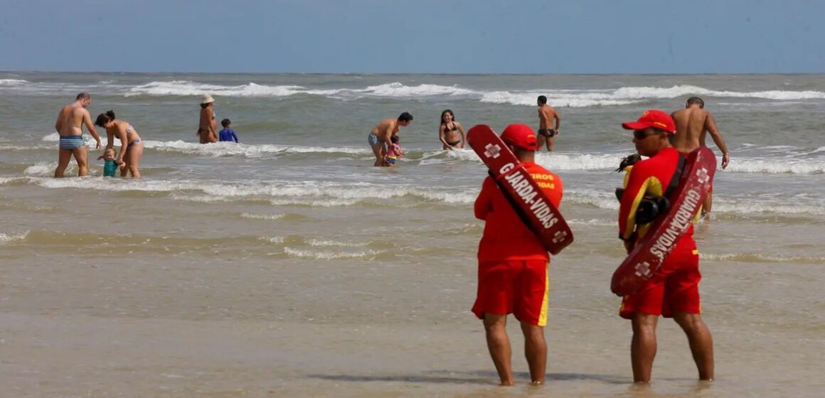 Chuvas isoladas e marés altas marcam previsão do Réveillon no litoral do Pará