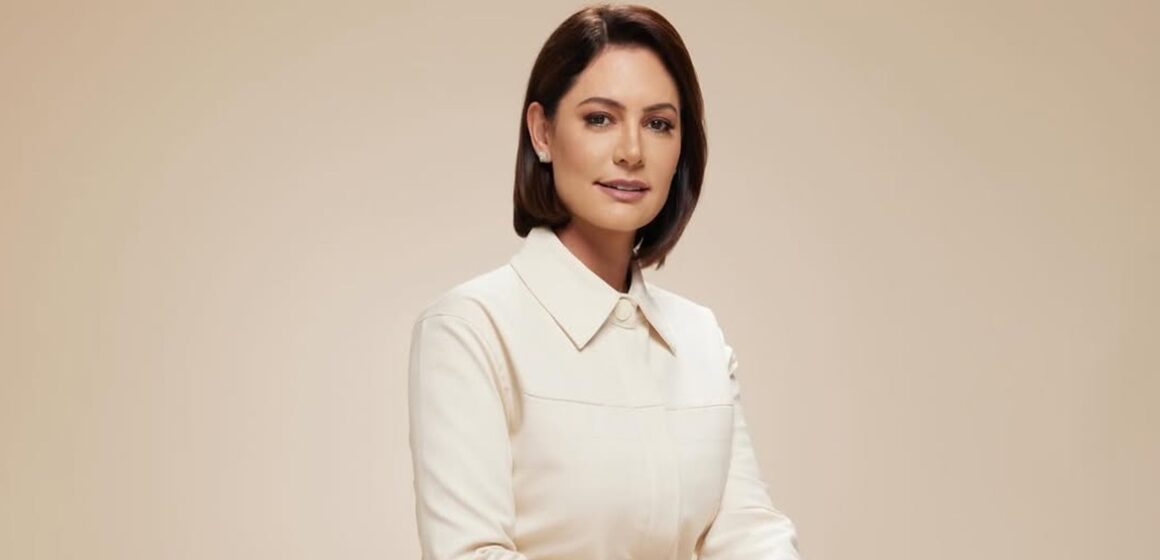 Michelle Bolsonaro reafirma oposição a aliança com Ciro e busca apaziguar filhos de ex-presidente