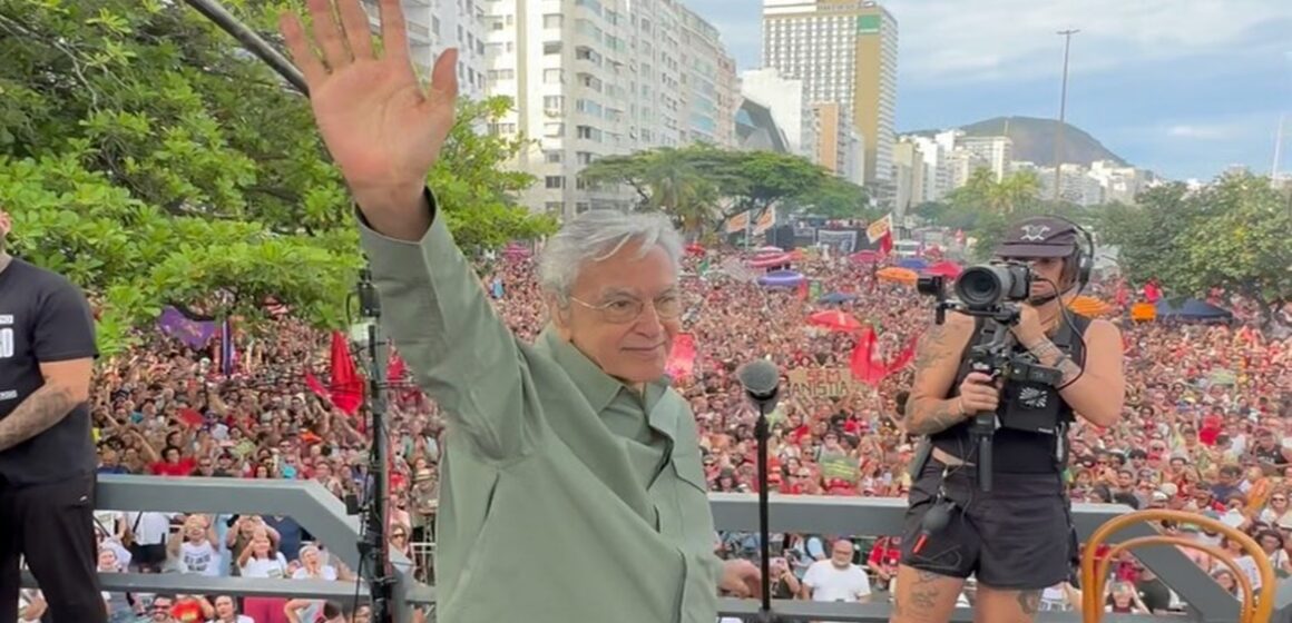 SaveClip.App_588429862_18544380124047851_3577194306954963986_n Caetano Veloso abre ato musical em Copacabana contra atos do Congresso