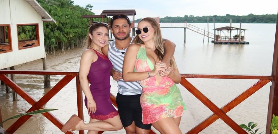 Influenciador Lucas Guimarães curte o “rock doido” durante passagem por Belém