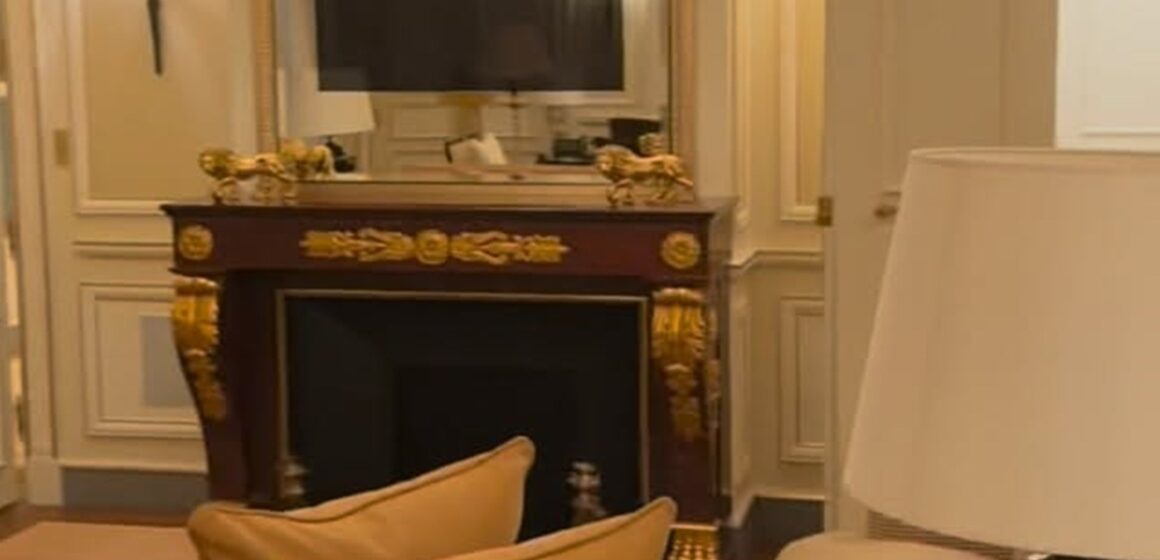 Suíte do Ritz em Paris, residência de Coco Chanel, preserva móveis da época