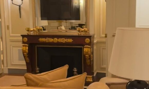 SaveClip.App_605363469_34231515186439224_8791835396093092172_n Suíte do Ritz em Paris, residência de Coco Chanel, preserva móveis da época