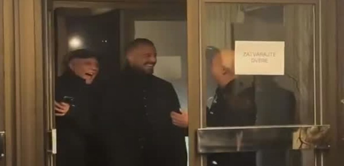 Ricky Martin celebra 54 anos com festa em Bratislava ao lado do filho