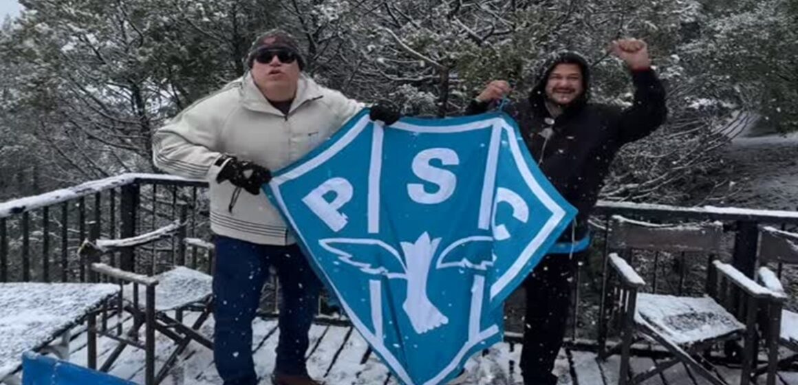 Torcedor do Paysandu leva bandeira ao topo de montanha e projeta retorno à Série B em 2026
