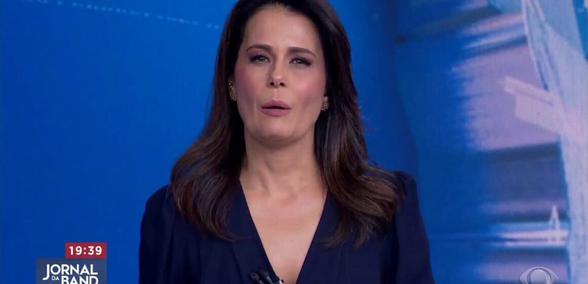 Apresentadora do Jornal da Band se emociona ao vivo ao denunciar violência contra mulheres