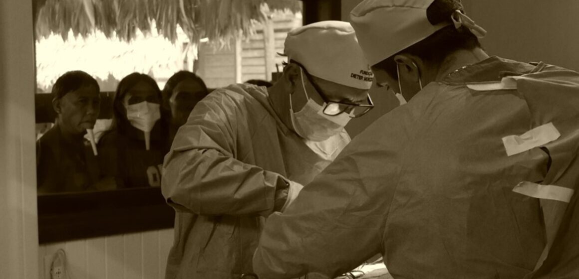 ONG realiza primeira neurocirurgia dentro de território indígena na Amazônia, marcando avanço histórico