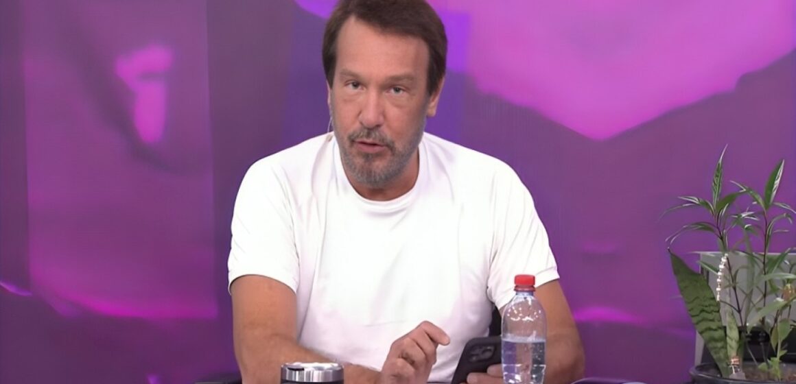 Jovem Pan se retrata após veicular fake news sobre taxação do Pix durante o programa “Pânico”