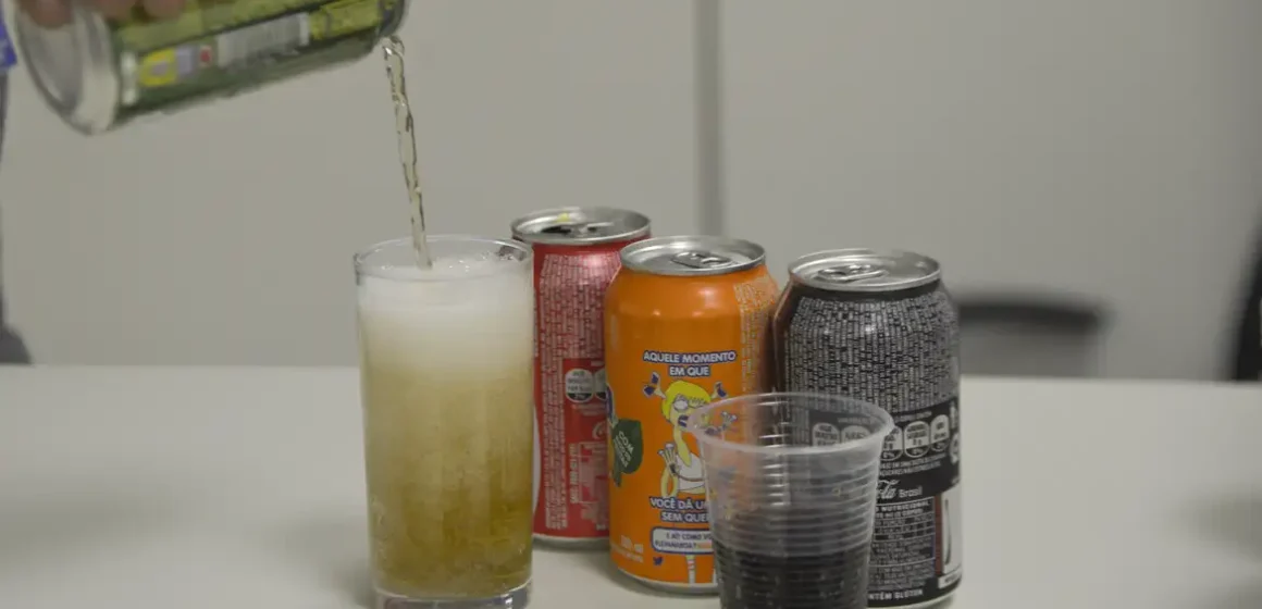 Refrigerante zero pode elevar risco de gordura no fígado em 60%, aponta estudo