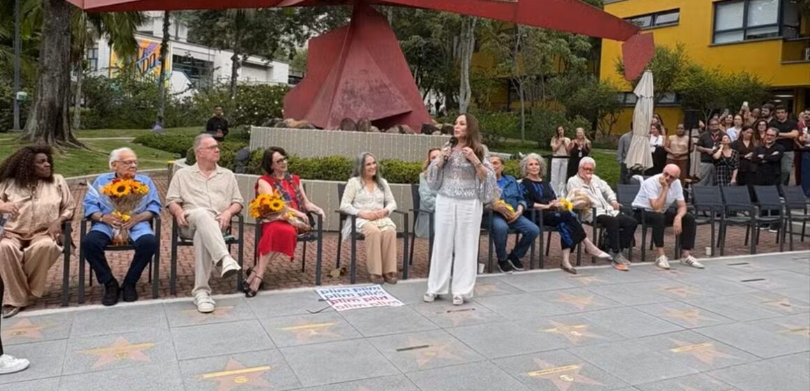 Susana Vieira defende experiência de veteranos em inauguração da Calçada da Fama da Globo