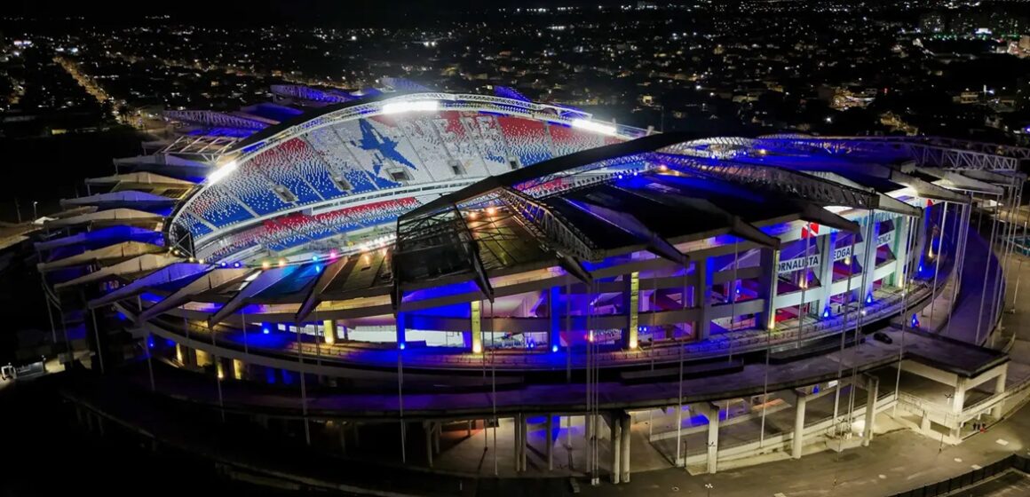 Mangueirão recebe iluminação especial em homenagem aos 410 anos de Belém