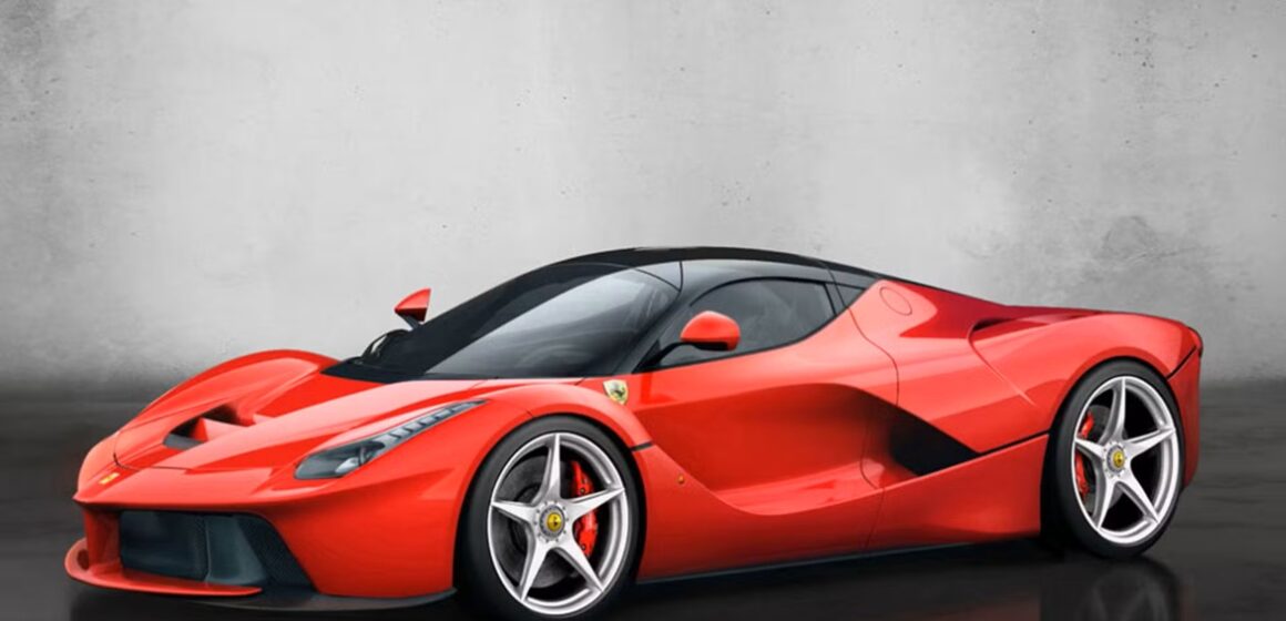 Ferrari rara no Distrito Federal recebe maior IPVA do Brasil, acima de R$ 1 milhão em 2026