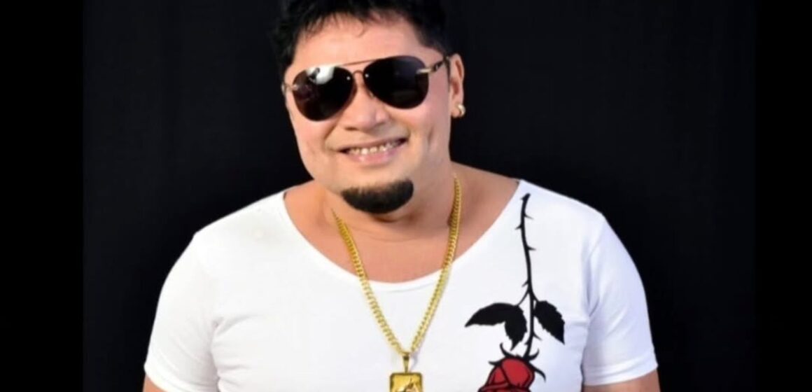 Cantor Ray Douglas, ícone do brega e da seresta, morre aos 68 anos no Maranhão