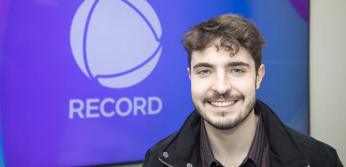 Filho de Gugu Liberato estreia na TV com quadro que homenageia trajetória do pai