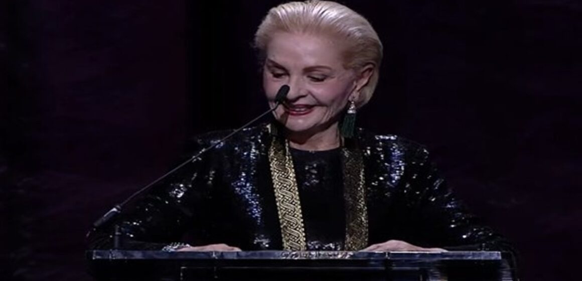 O dia em que a estilista Carolina Herrera dedicou prêmio internacional a venezuelanos que “sofrem e aguardam por uma Venezuela livre”