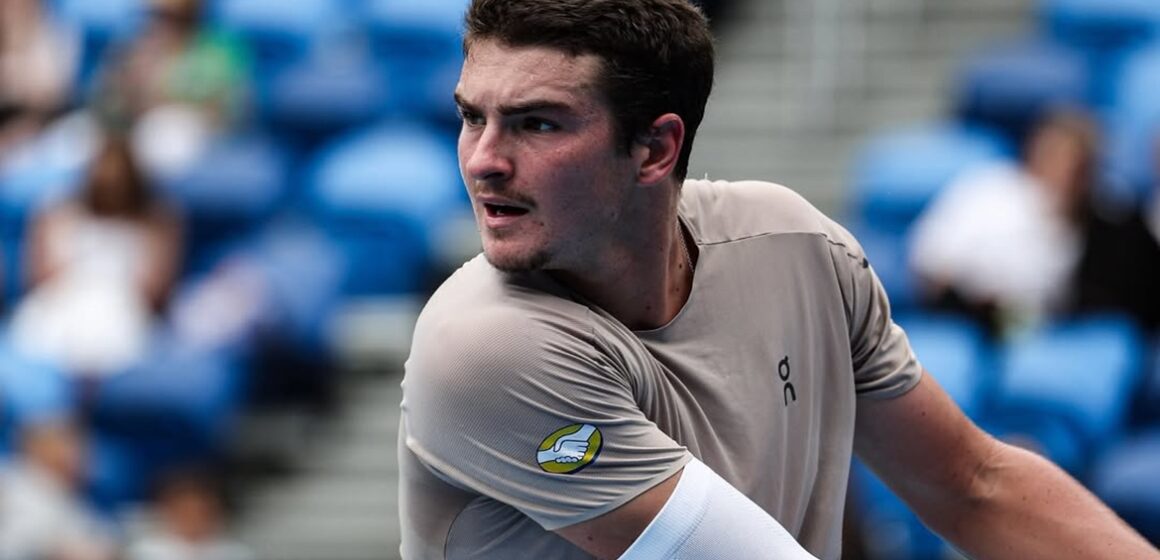 SaveClip.App_616399668_18553102525004356_7142048062695947328_n João Fonseca é eliminado na estreia do Australian Open e fica 84 dias sem vencer