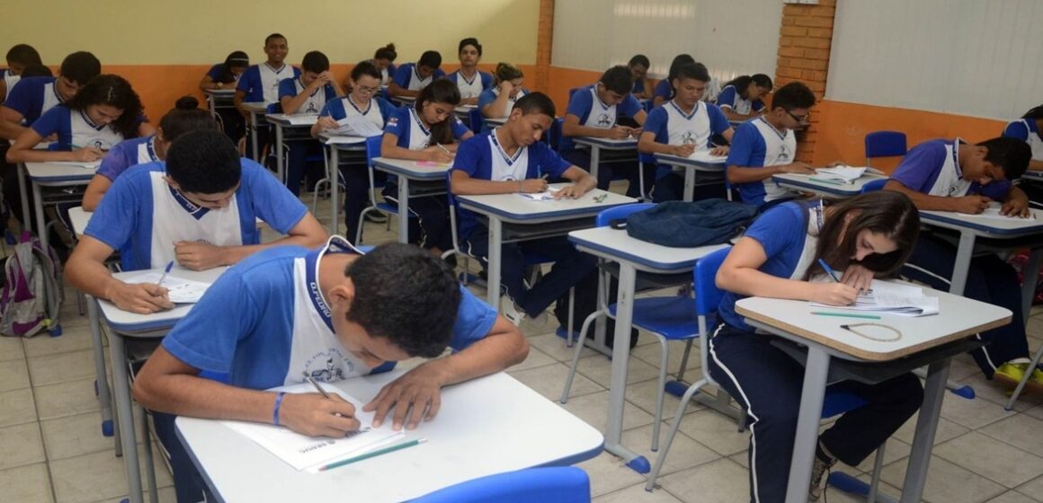Rematrícula na rede estadual do Pará segue até 6 de janeiro; matrículas novas começam dia 14