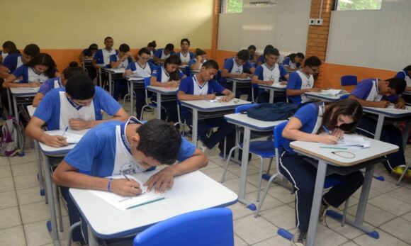 Rematrícula na rede estadual do Pará segue até 6 de janeiro; matrículas novas começam dia 14
