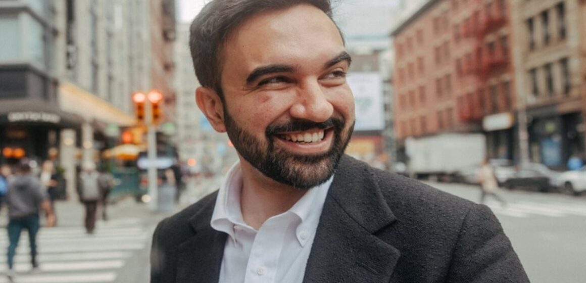Nova York empossa Zohran Mamdani, primeiro prefeito muçulmano da cidade, que promete uma agenda socialista radical
