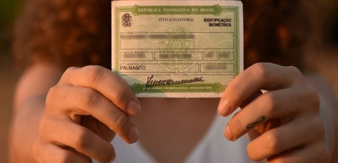 Prazo para tirar ou regularizar título de eleitor termina em 6 de maio